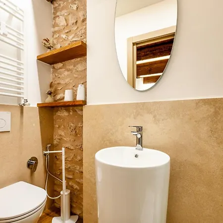 Apartmán Guesthost - On The River Rasiglia
